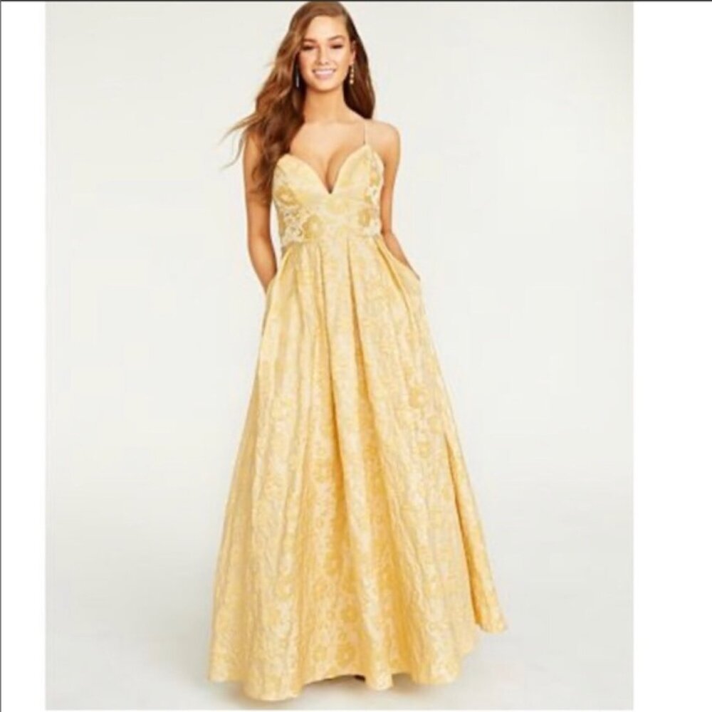 Elegant Yellow Evening Gown
